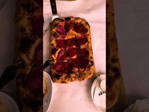 MONZÚ is VEGAS’S BEST LOCAL ITALIAN SPOT!