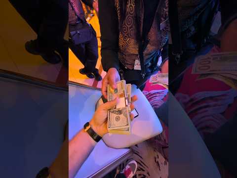 $15,000 Paid In Cash!!!! #jackpot #vegas #casino