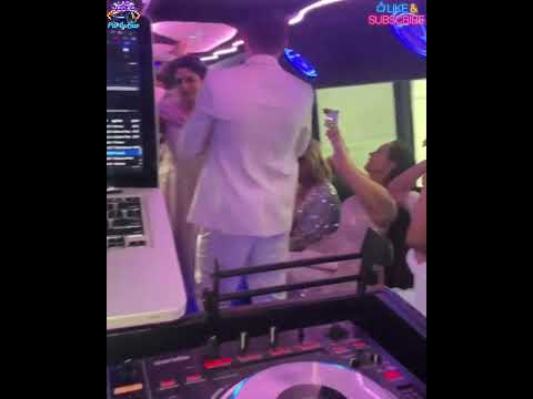 Las Vegas Party Bus with DJ & Bartender is the best Party Bus Experience in Fabulous Las Vegas.