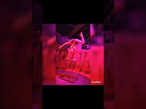 #vegas #vegasexperience #whathappensinvegas #snakecharmer #dancer #bellydance #lasvegas #lounge