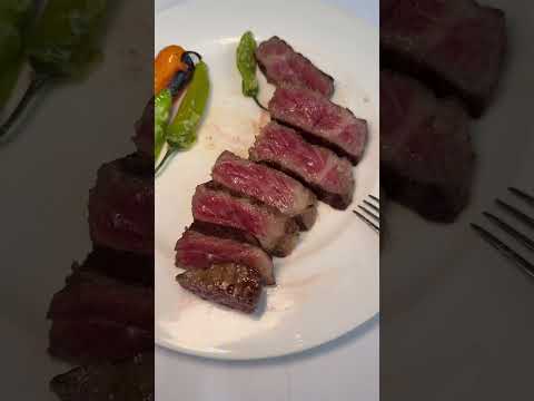 $1000 Ultimate Steakhouse Tour by Lipsmacking Foodie Tours in Las Vegas #summeronshorts