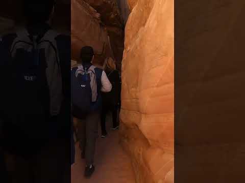 Group Tour with Las Vegas Outdoor Adventures in Valley of Fire!  #lasvegas #valleyoffire